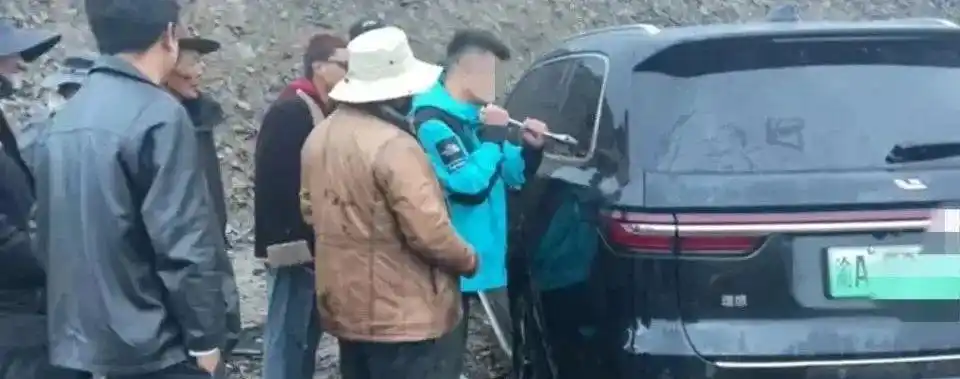 网络炒股杠杆_股市风险网贷投资_年轻股民网贷炒股风险