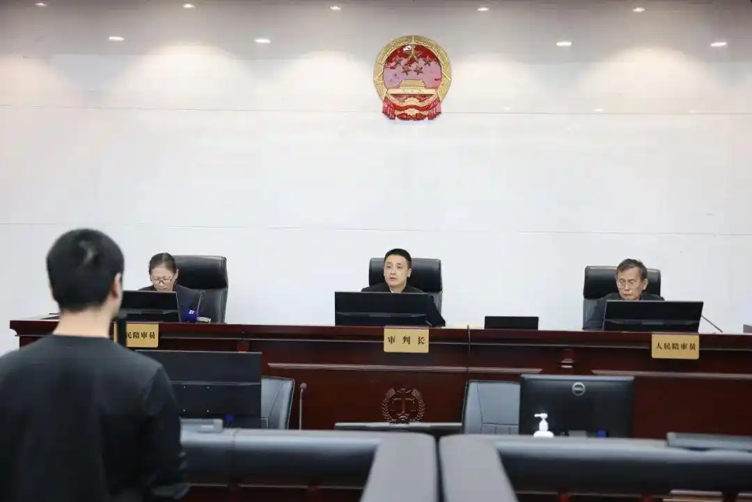 股票场外配资 非法经营罪 徐汇区检察院_专业股票配资