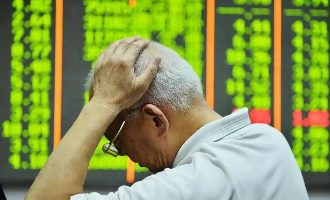 炒股能赚钱吗_A股散户亏损原因_早期股民退出股市分析